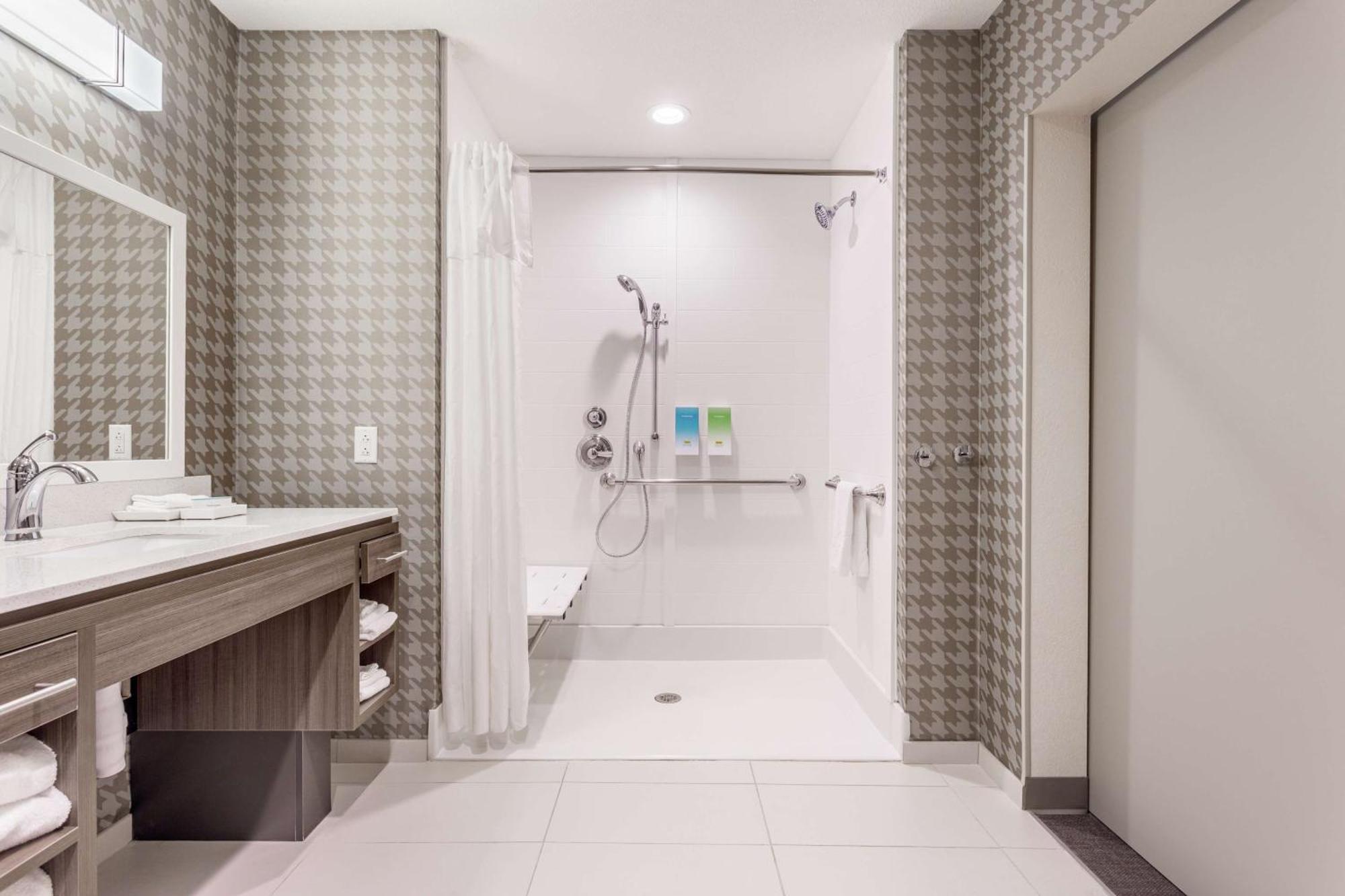 Home 2 Suites By Hilton Indianapolis Northwest Εξωτερικό φωτογραφία