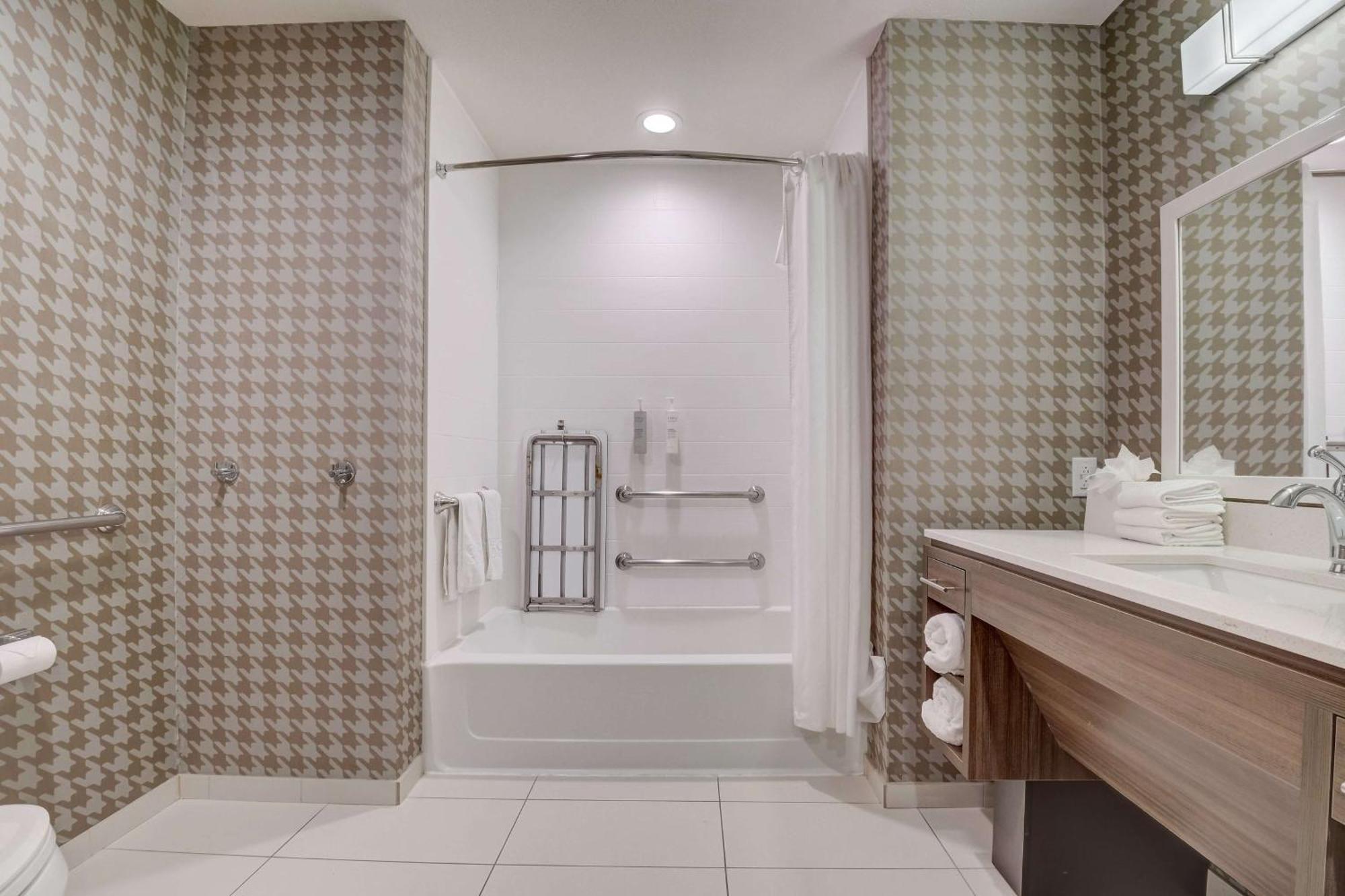 Home 2 Suites By Hilton Indianapolis Northwest Εξωτερικό φωτογραφία